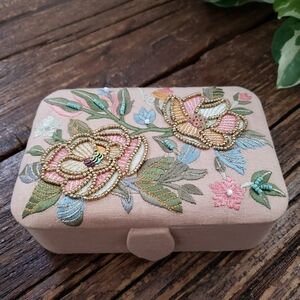Embroidered Floral Jewelry Box